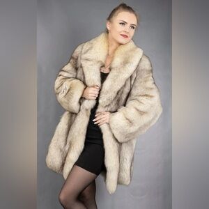 ❗️SOLD ❗️BLUE FOX FUR COAT LUXURY FUR JACKET GENUINE BEAUTIFUL LOOK SIZE M
